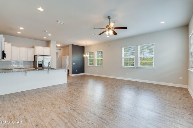 Foto del edificio - 116 Fossil Falls Ln