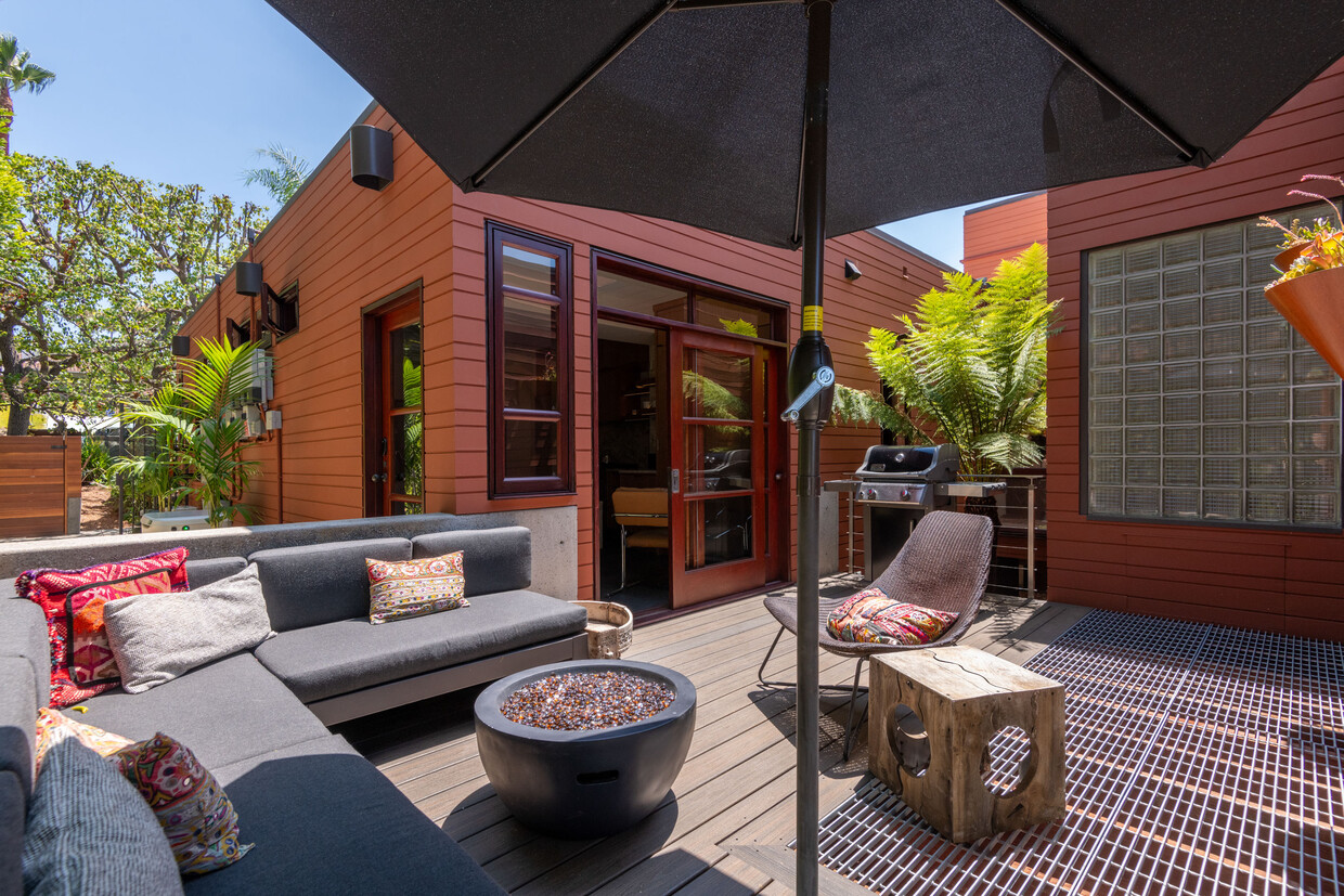 Foto principal - 7041 Almaden Ln