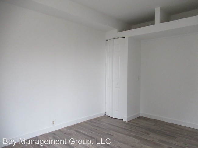 Building Photo - 3 br, 2.5 bath House - 2200 Angelica Terrace
