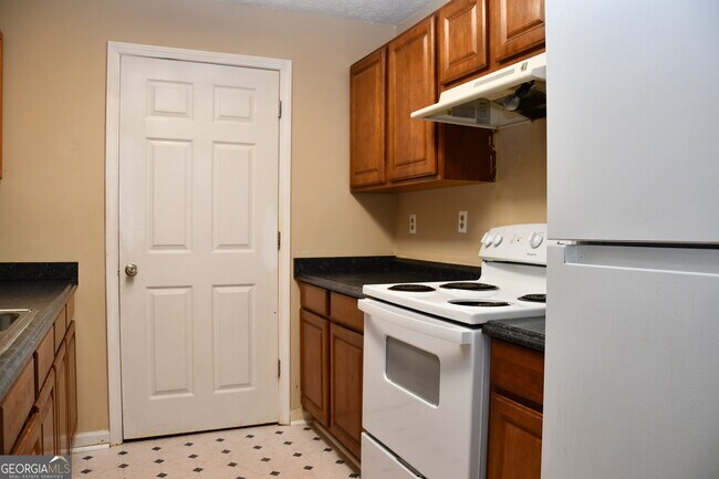Foto del edificio - 9301 Waldrop Pl