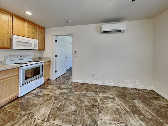 Building Photo - 2040 Injo Dr