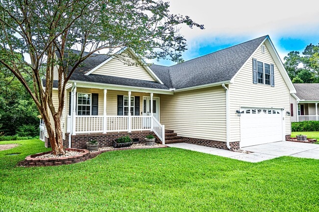 Building Photo - 211 Canterwood Ln