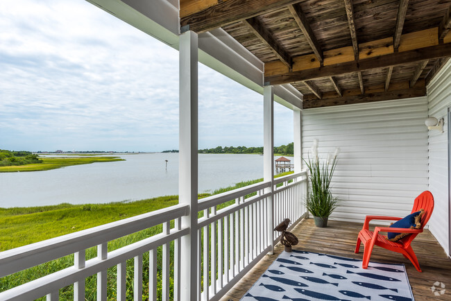 Your Grand Balcony - Mill Creek Landing Apartments