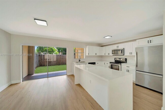 Foto del edificio - 8769 SW 137th Ave