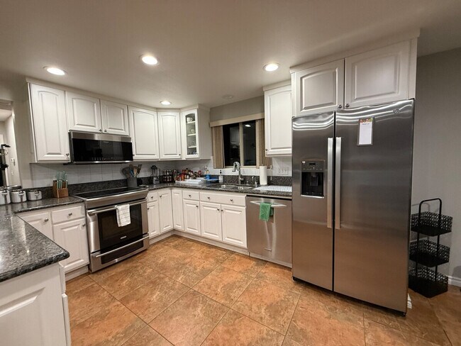 Foto del edificio - 1709 S Perry Ct