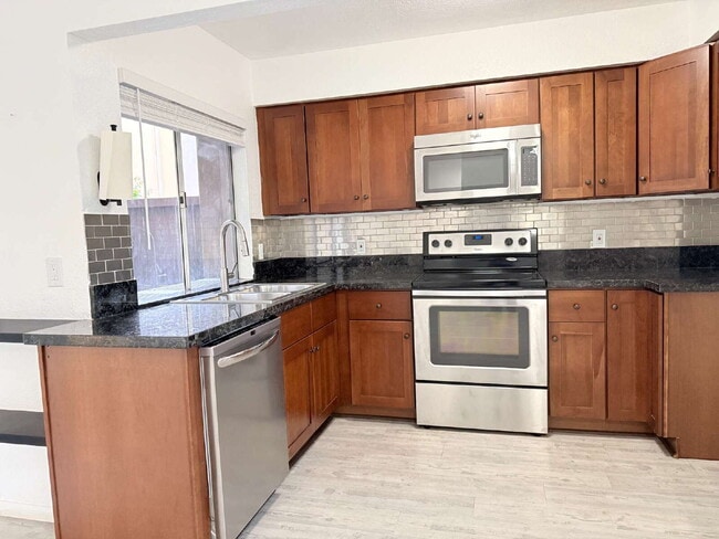 Building Photo - Mission Valley Condo w/ FREE Internet & Cable