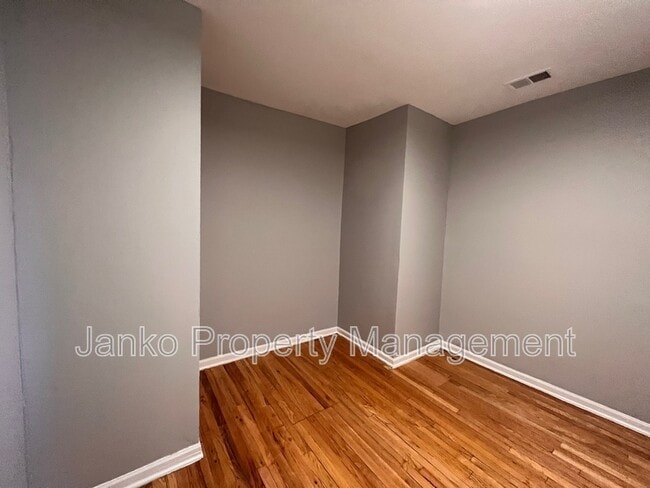 Foto del edificio - 3725 W Grand Ave