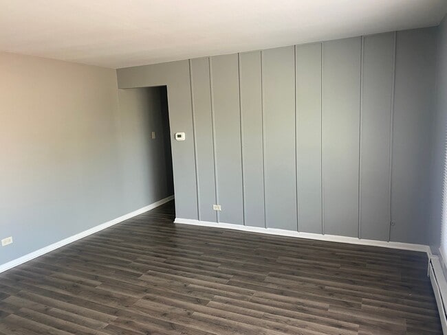 Photo - 74 S Yates Ave (Calumet City, IL) Apartment