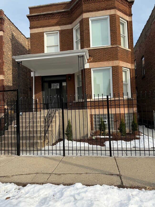 Foto del edificio - 7123 S Cornell Ave