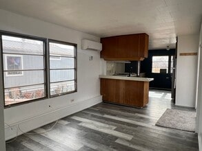 Building Photo - 218-E 1/2 E 1/2 St N