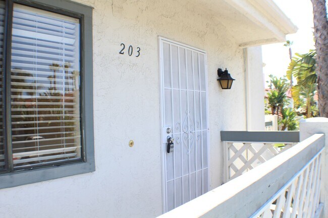 Foto del edificio - Spacious 2BR/2BA San Diego Condo Featuring...