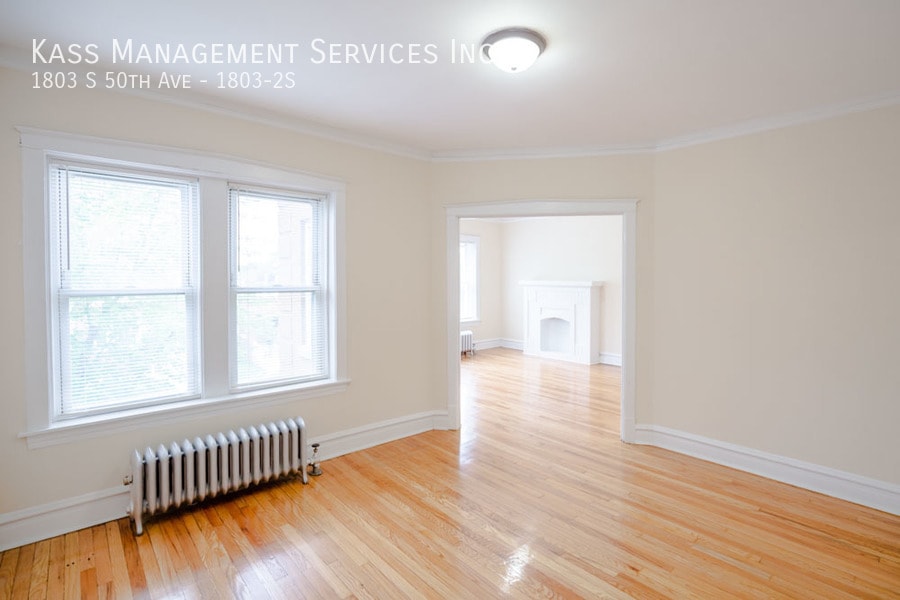 Primary Photo - 1803 S 50th Ave