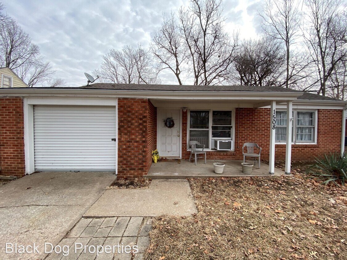 Primary Photo - 3 br, 1 bath House - 1508 Campus Rd.