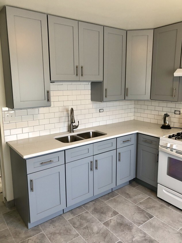 Foto principal - 328 N 3rd Ave