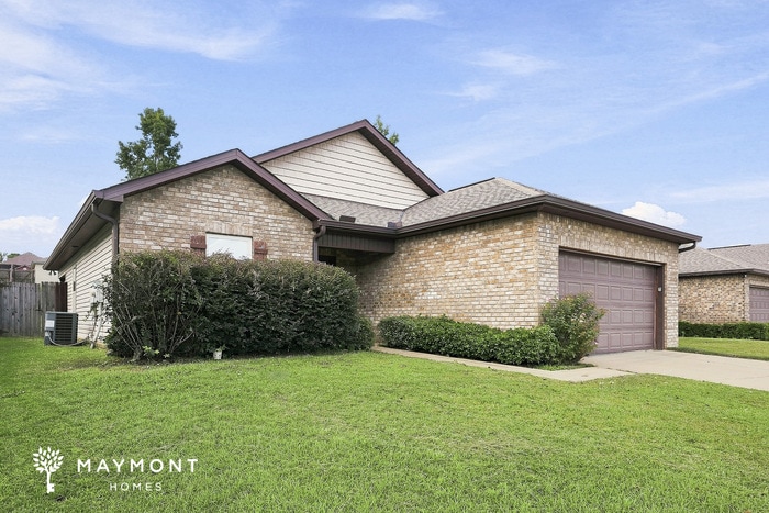 Building Photo - 300 Prairie Field Dr