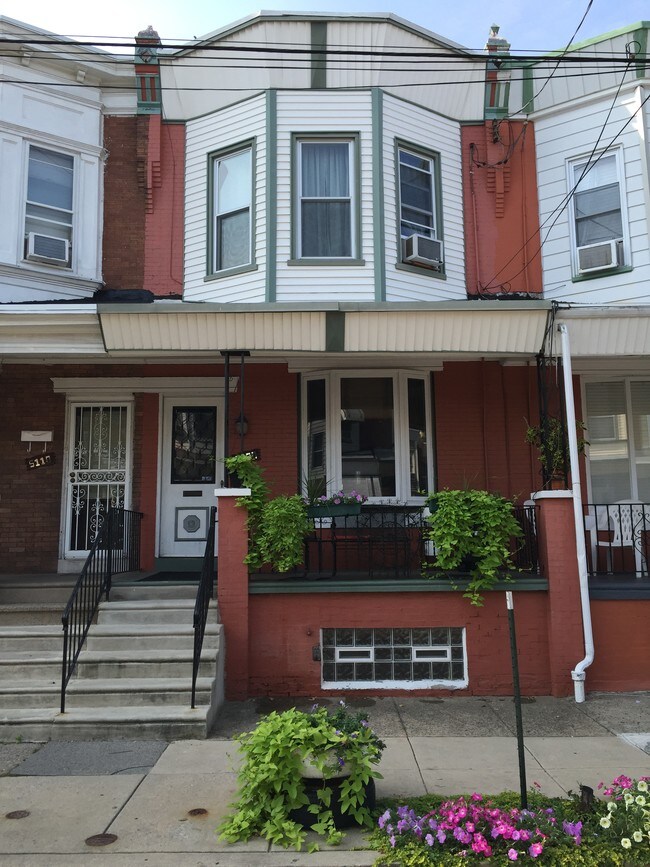 Foto del edificio - 5120 Irving St