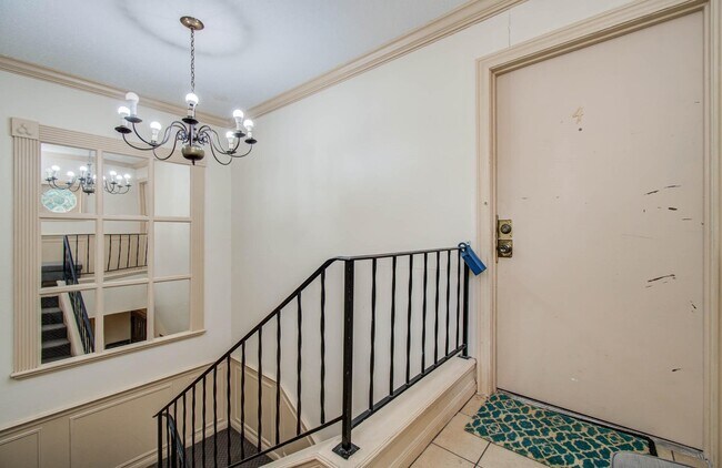 Foto del edificio - 5208 Arboles Dr
