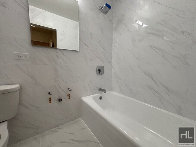 Foto del edificio - Fourth Avenue