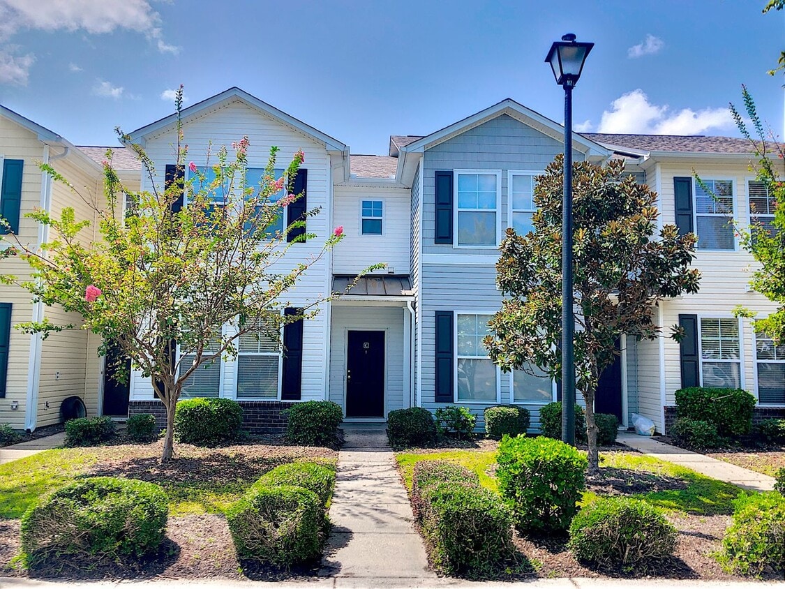 Conway - 3 Bedroom / 3 Bedroom Townhouse - Conway - 3 Bedroom / 3 Bedroom Townhouse