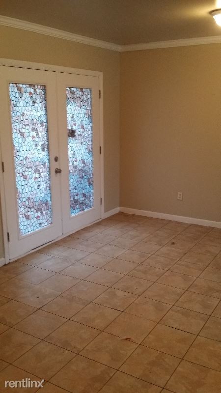 Building Photo - 3 br, 1.5 bath House - 2100 LARKMOOR ST