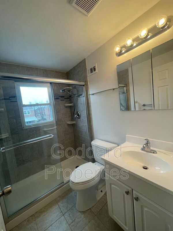 Foto del edificio - 2221 Southorn Rd