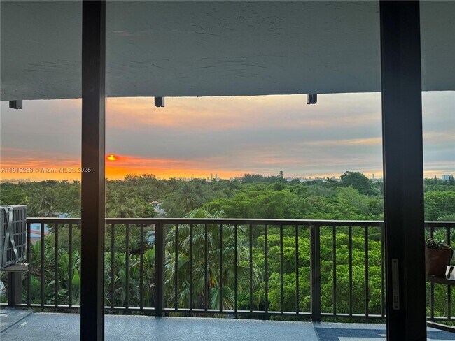 Foto del edificio - 5701 Biscayne Blvd