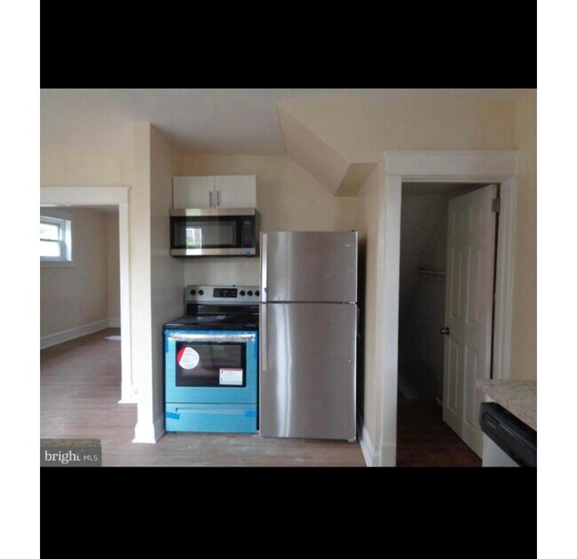 Kitchen - 510 W 35th St