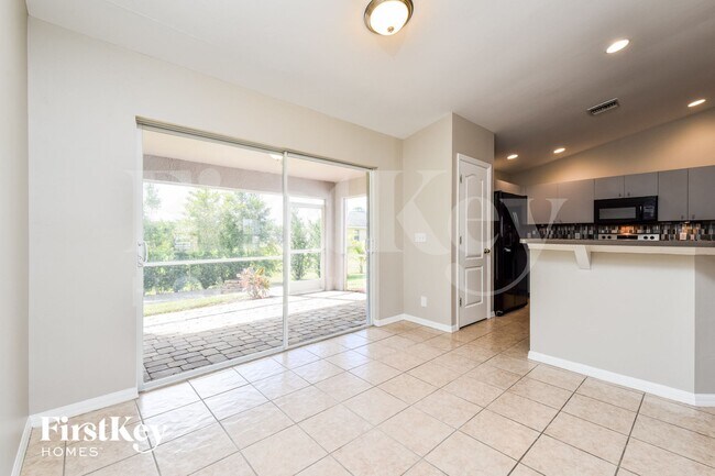 Building Photo - 1220 Bayou St E