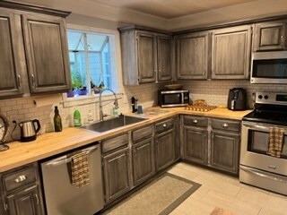 Building Photo - 5261 SW 97th Dr