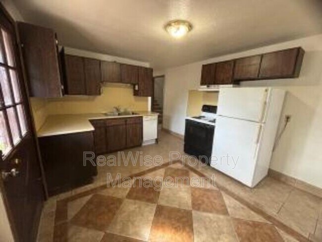 Foto del edificio - 333 S Old Pacific Hwy