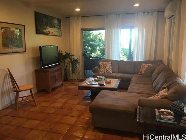 Building Photo - 59-526-526 Aukauka Rd