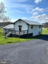 Building Photo - 520 Tract Rd