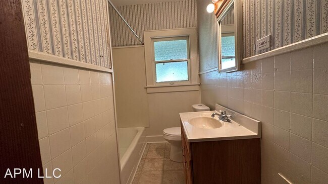 Foto del edificio - 3 br, 2 bath House - 208 Hodge St