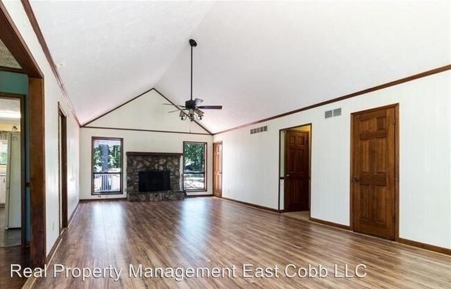 Building Photo - 3 br, 2 bath House - 4424 Reef Road