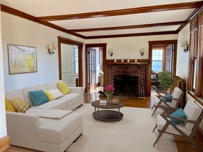 Building Photo - 88 Poplar St