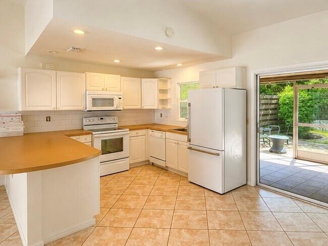 Foto del edificio - 5731 Westwind Ln