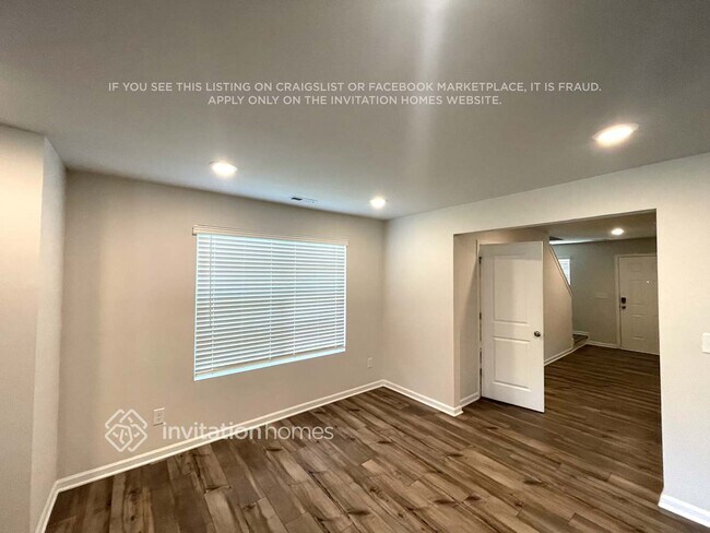Foto del edificio - 7204 Olive Coast St