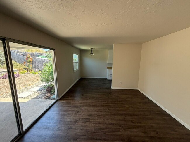 Building Photo - Charming 3 Bedroom Home with Beautiful Backyard in San Carlos