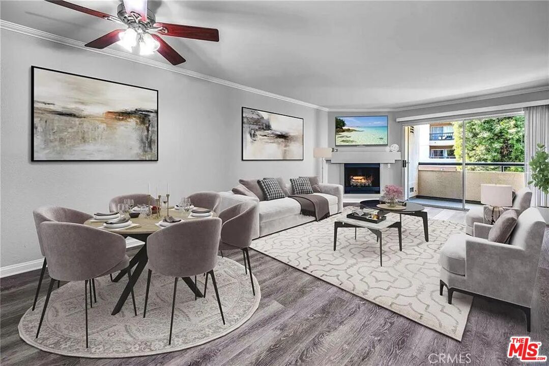 Foto principal - 5565 Canoga Ave