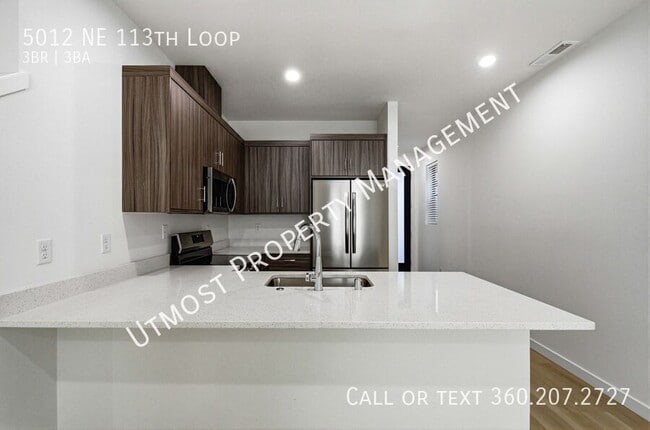 Foto del edificio - 5012 NE 113th Lp