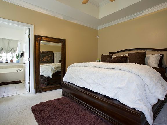 Building Photo - Build Equity While Leasing - Lease and Own...
