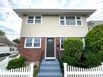 Primary Photo - 186 Meacham Ave