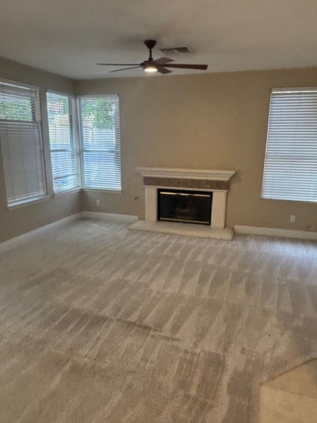 Building Photo - 2929 Sterling Cove Dr