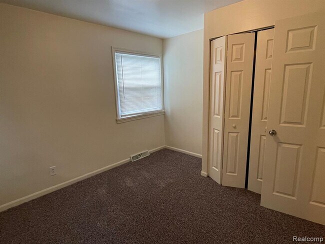Building Photo - 2611 Caledonia Ct