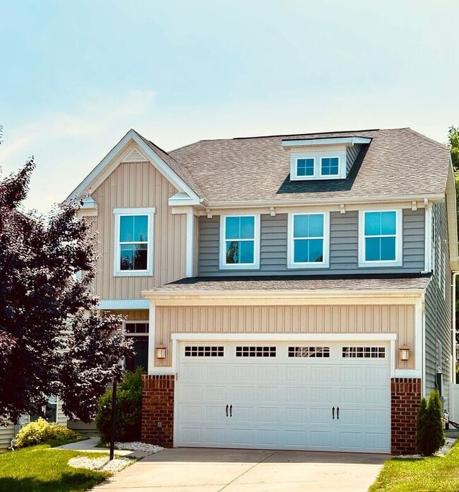 Foto del edificio - 4536 Briarwood Dr
