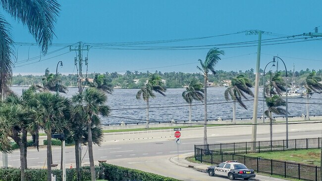 Building Photo - 1201 S Ocean Dr