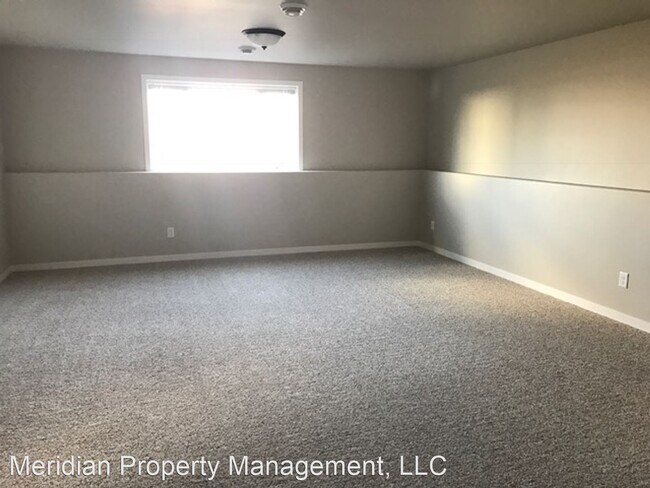 Building Photo - 3 br, 2 bath House - 5925 58th St S