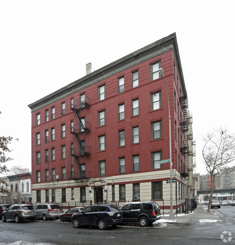 23502352 Davidson Ave, Bronx, NY 10468 Apartments in Bronx, NY