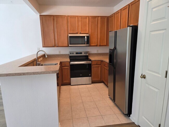 Foto del edificio - Bartram Park Townhome