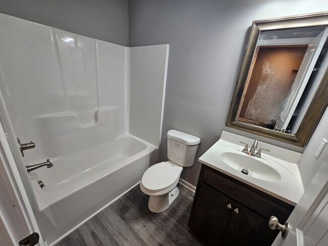 Foto del edificio - MOVE IN SPECIAL 50% OFF FIRST MONTH - NEW ...